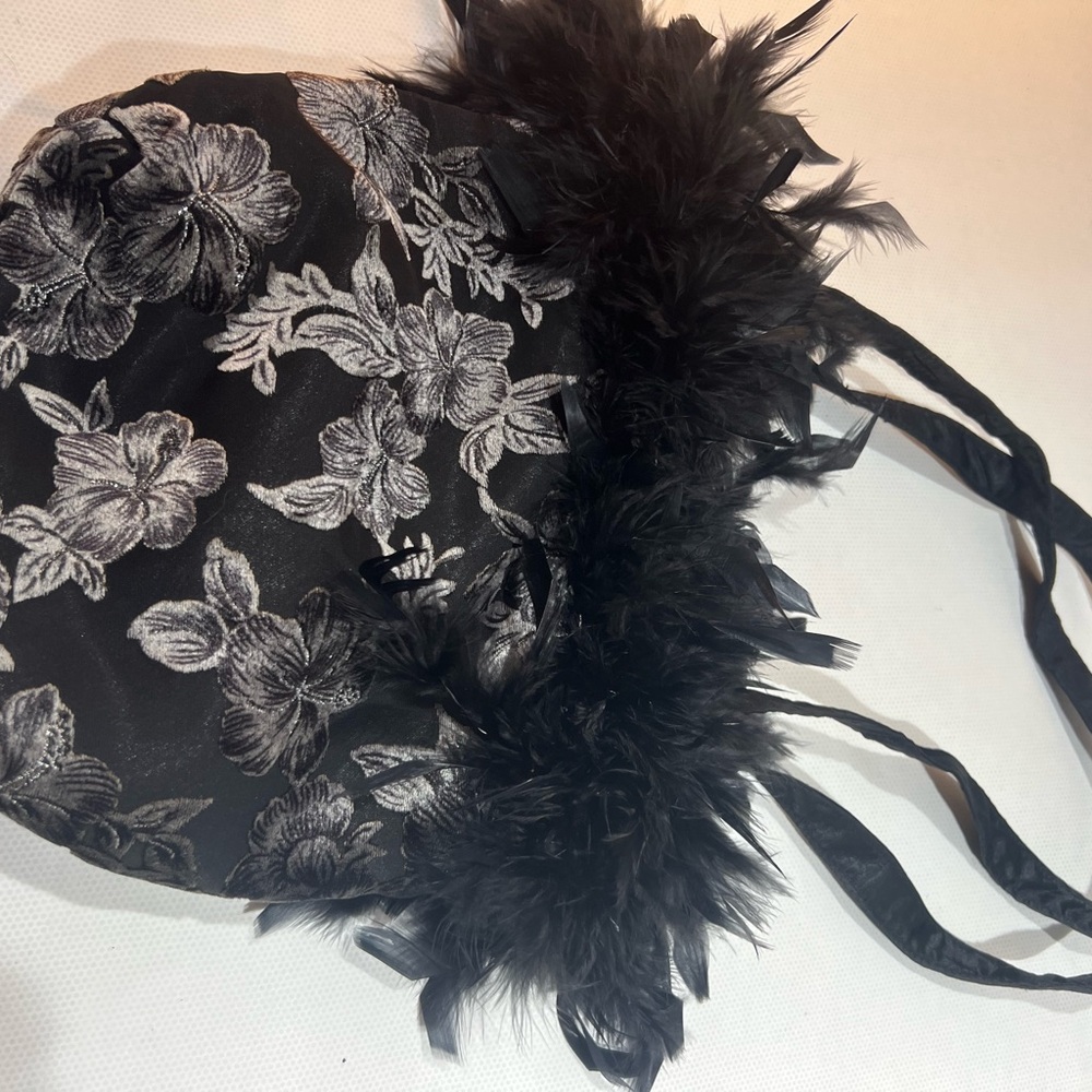 Elegant Black Floral Feathered Women's Bag